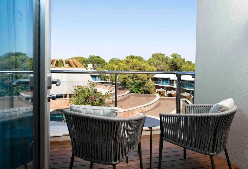 هتل Rixos Sungate, The Land of Legends Access