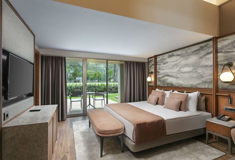 هتل Rixos Sungate, The Land of Legends Access