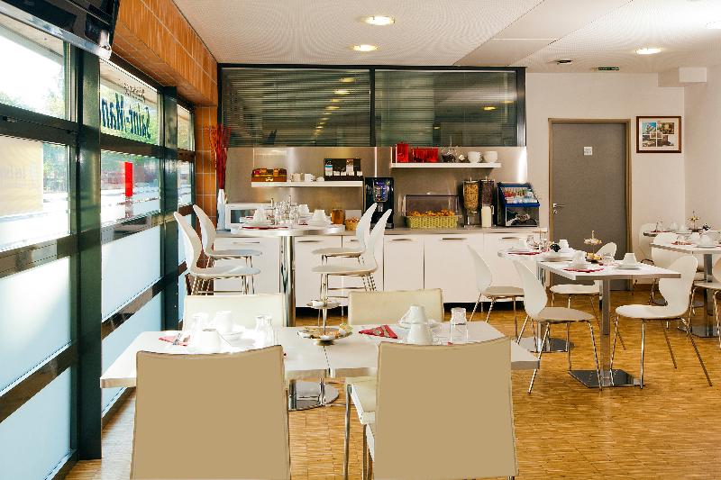 هتل Séjours & Affaires Montreuil Saint Mandé