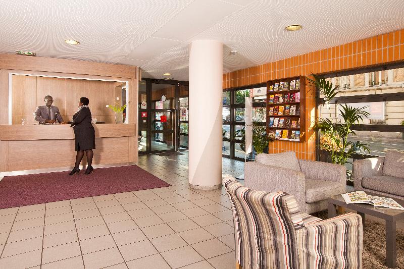 هتل Séjours & Affaires Montreuil Saint Mandé