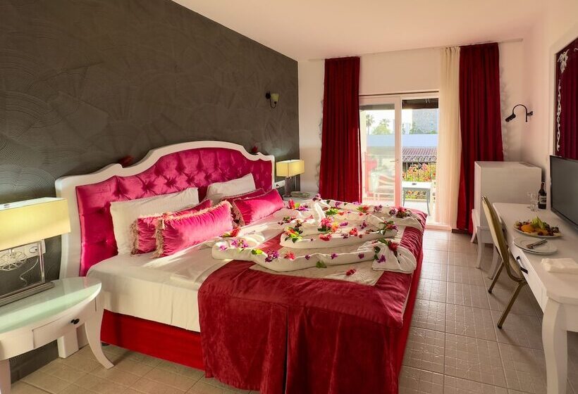 هتل Tiana Beach Resort   All Inclusive
