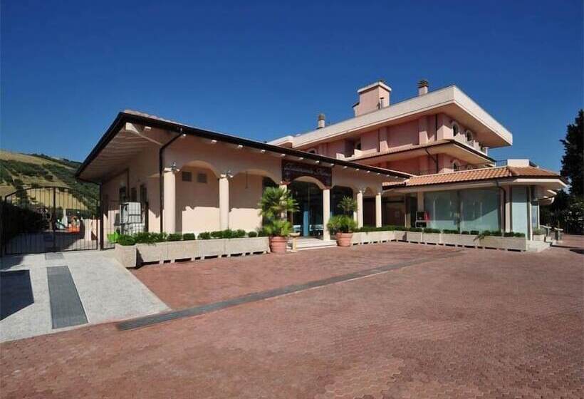 ホテル Villa Elena