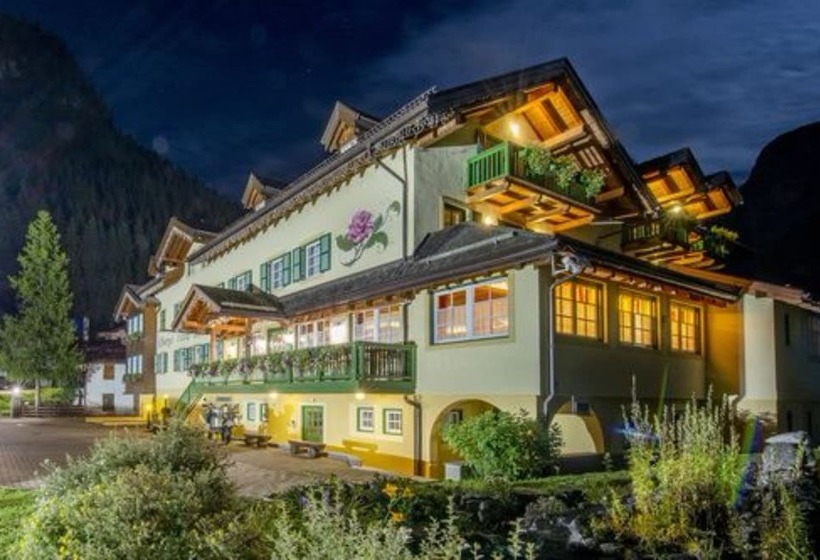 هتل Villa Rosella Park & Wellness