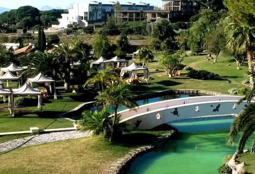 فندق Villa Rota Resort