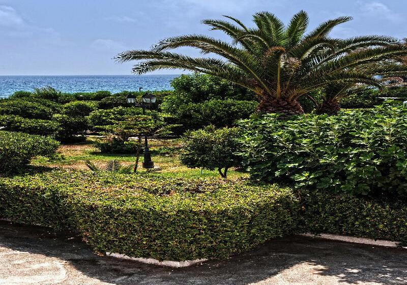 فندق Villaggio Club Altalia