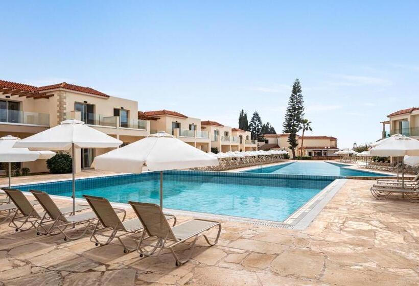 استراحتگاه Ramada Hotel & Suites By Wyndham Ayia Napa
