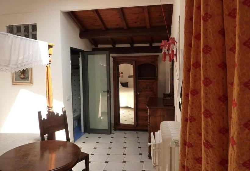 تختخواب و صبحانه Casa Pucci