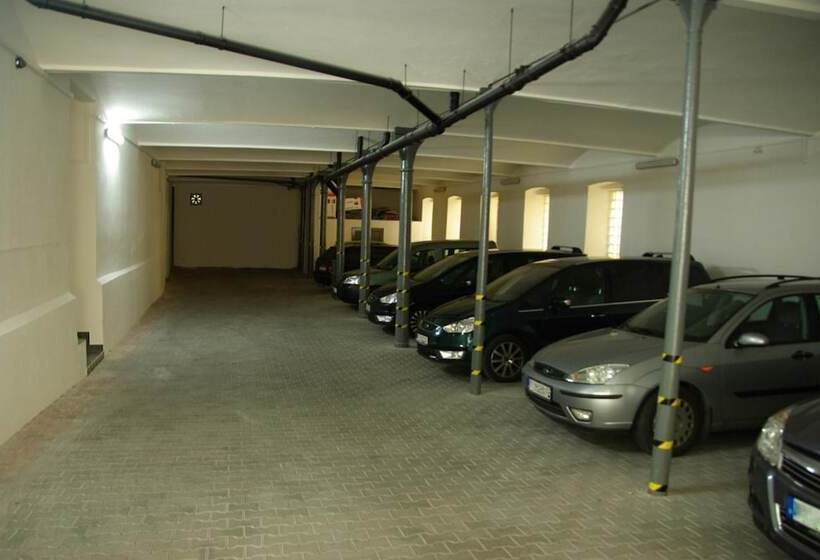 Fotos del hotel Adeba:  3