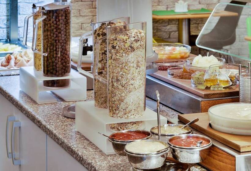 Fotos del hotel Adeba:  5