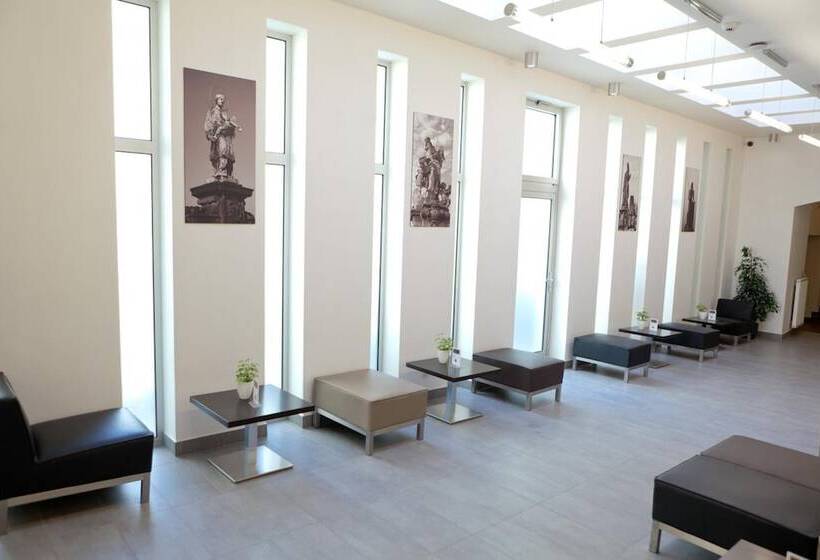 Fotos del hotel Adeba:  8