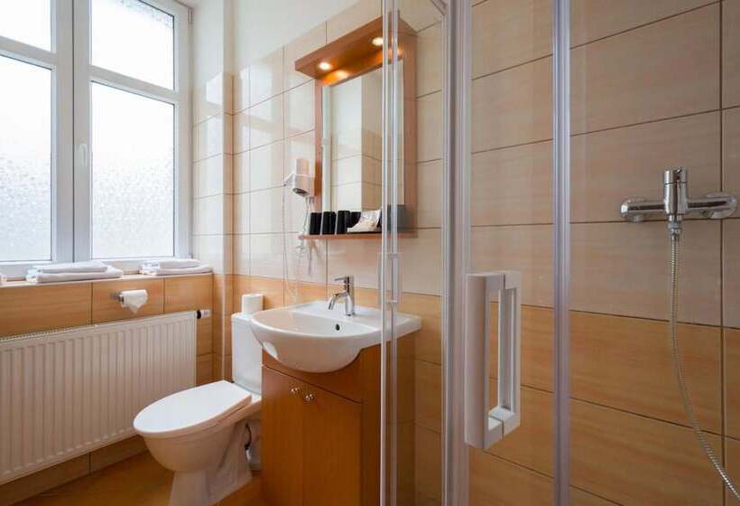 Fotos del hotel Adeba:  11