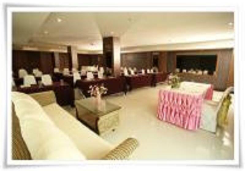 Hotel Convenient Grand