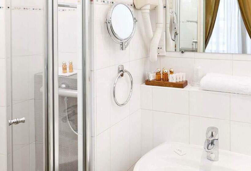 Fotos del hotel Hôtel Du Palais Bourbon:  22