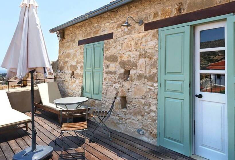 هتل Evkarpos Country House