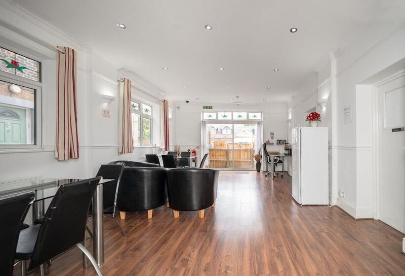 Fotos del hotel Flexistay Norbury Apart:  8