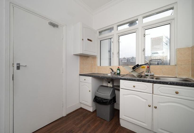 Fotos del hotel Flexistay Norbury Apart:  11