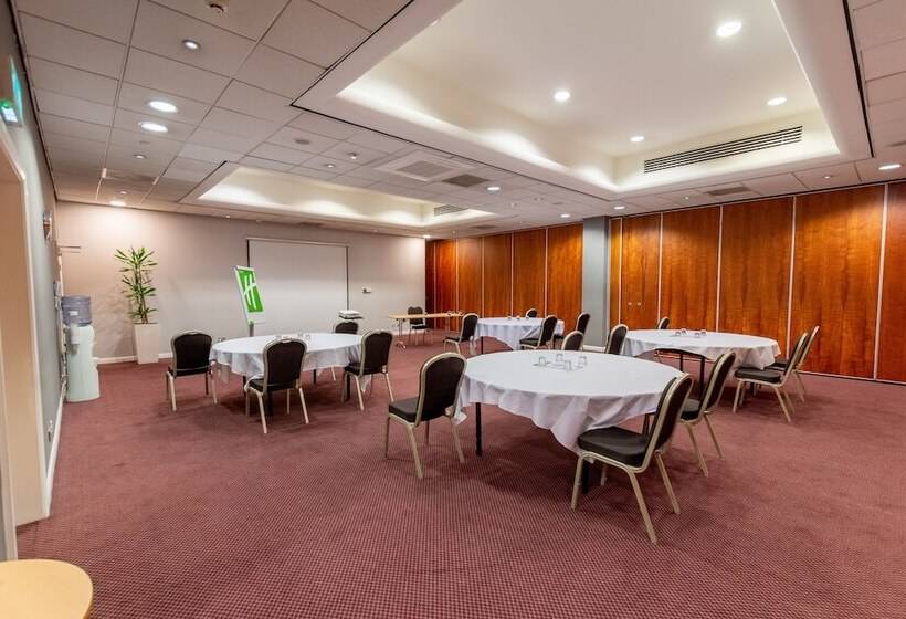 هتل Holiday Inn Liverpool City Centre