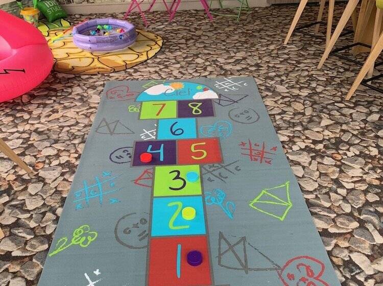 בית מלון כפרי Ibis Styles Annemasse Geneve