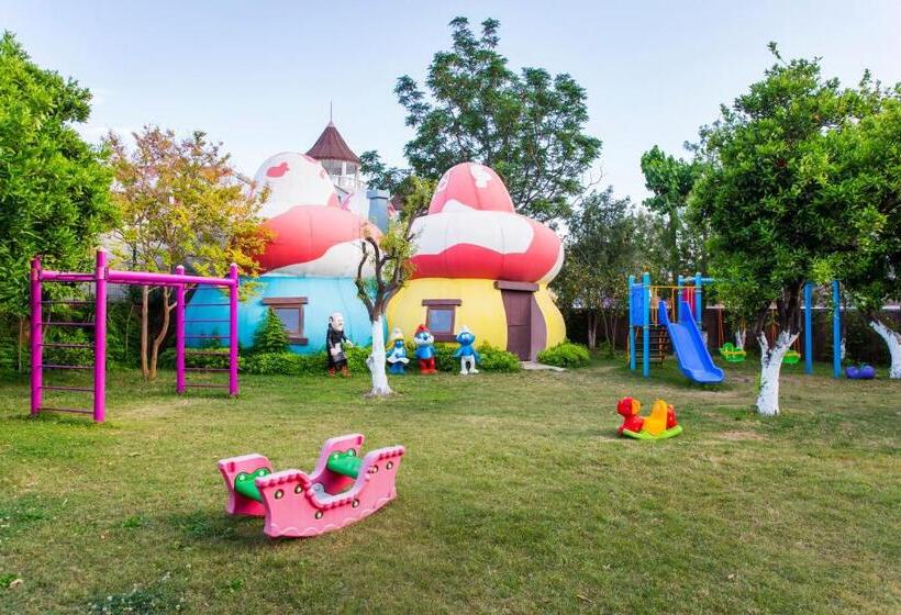هتل Kemer Dream