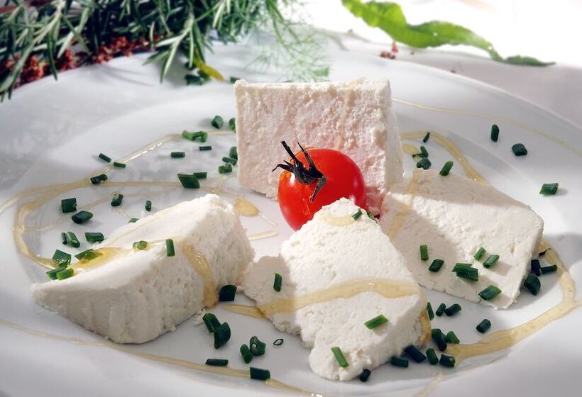 فندق Koversada Rooms