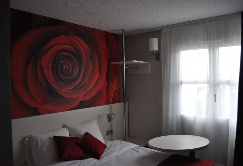 هتل Hôtel Kyriad Dieppe