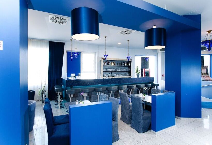 Fotos del hotel Lenas Donau:  12