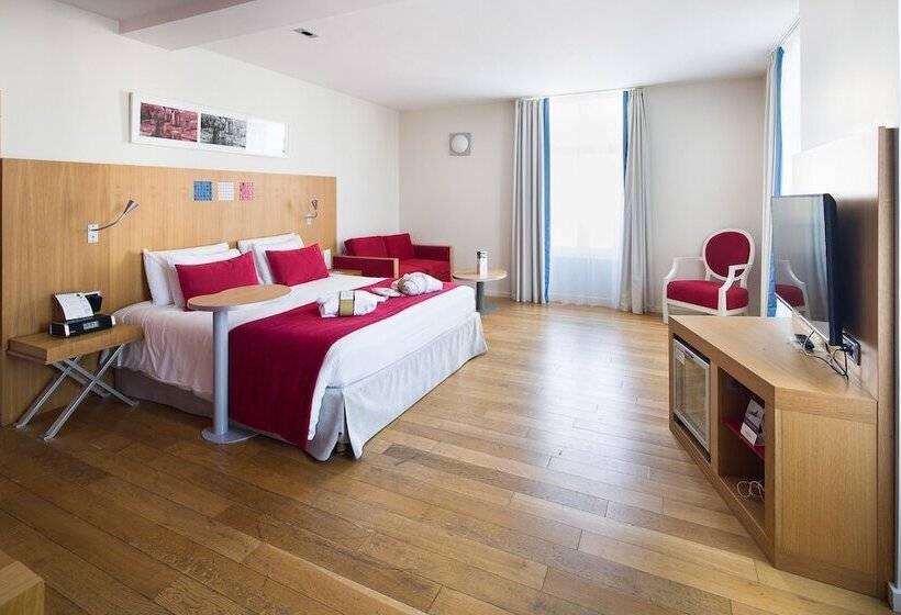 ホテル Mercure Vittel