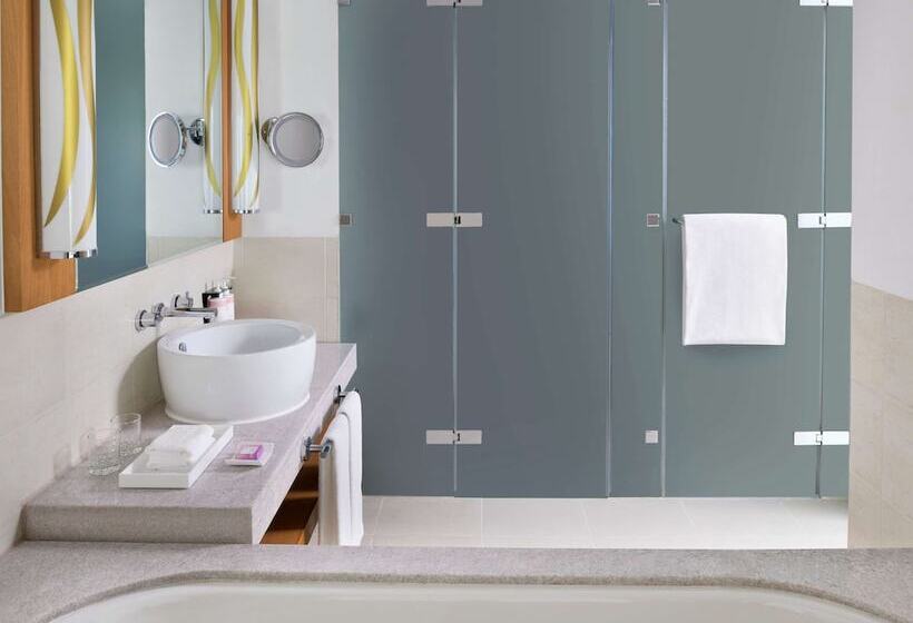 Fotos del hotel Mövenpick  Jumeirah Beach:  11