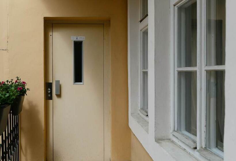 Fotos del hotel Pension U Lilie:  4