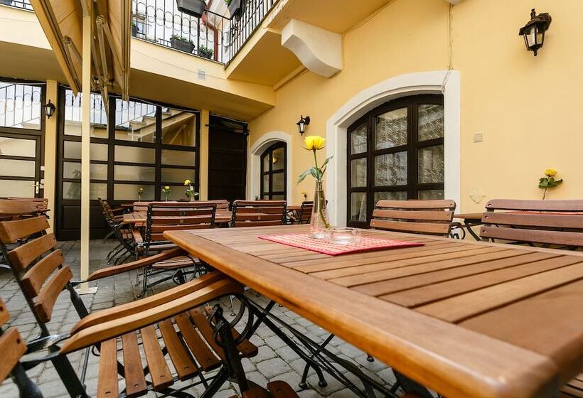 Fotos del hotel Pension U Lilie:  14