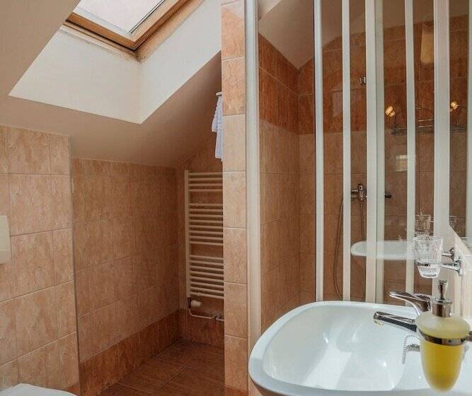 Fotos del hotel Pension U Lilie:  6