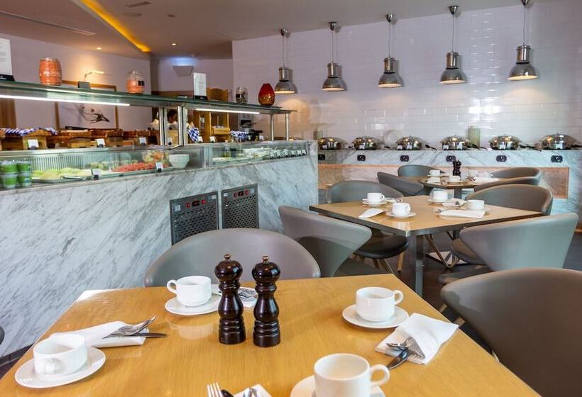 Fotos del hotel Premier Inn Dubai Investments Park:  24