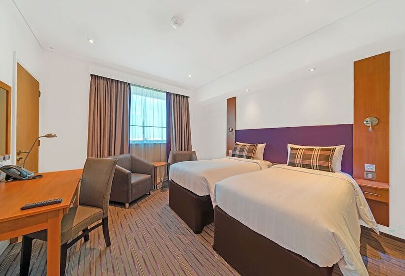 Fotos del hotel Premier Inn Dubai Investments Park:  3