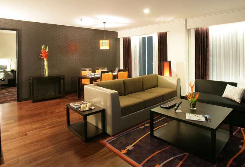 Hotel Radisson Suites Bangkok Sukhumvit