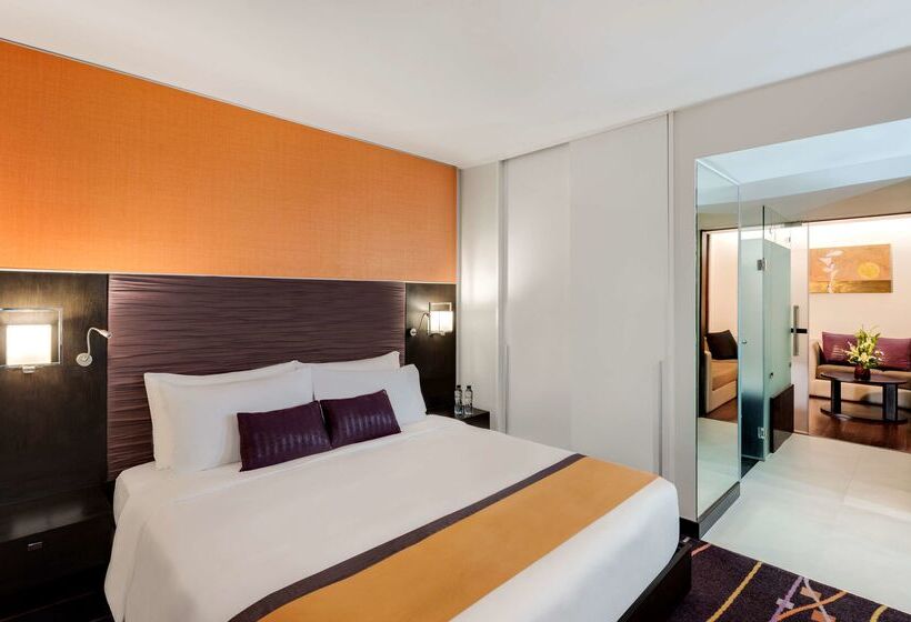 Fotos del hotel Radisson Suites Bangkok Sukhumvit Sha Extra Plus: 1 Fotos del hotel Radisson Suites Bangkok Sukhumvit Sha Extra Plus: 1