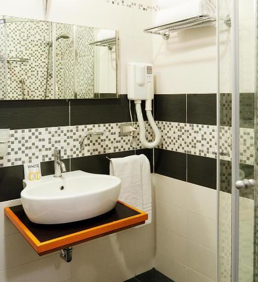 Fotos del hotel Roman Residence:  6