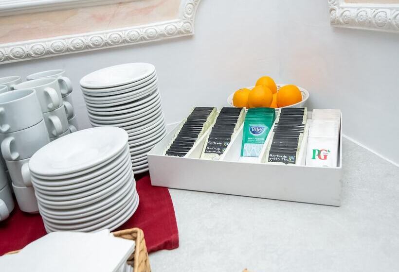 Fotos del hotel St George S:  9