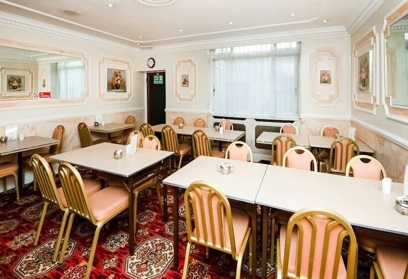 Fotos del hotel St George S:  28