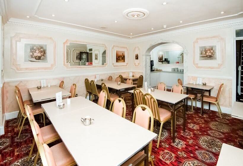 Fotos del hotel St George S:  22