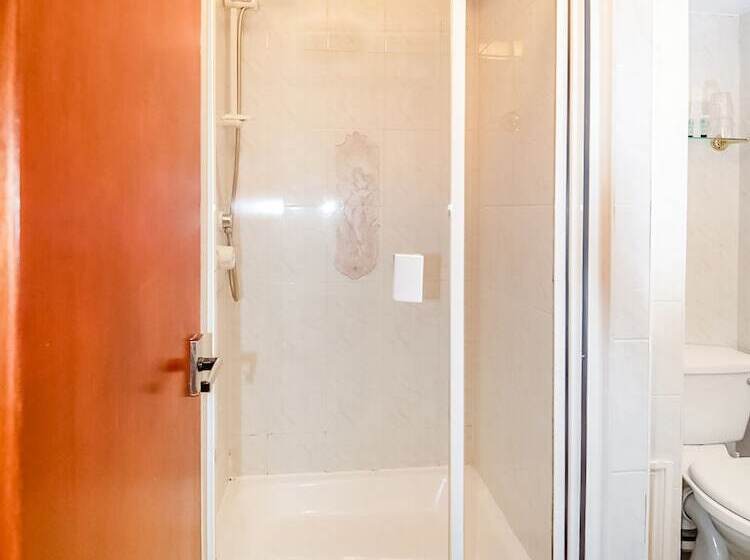 Fotos del hotel St George S:  13