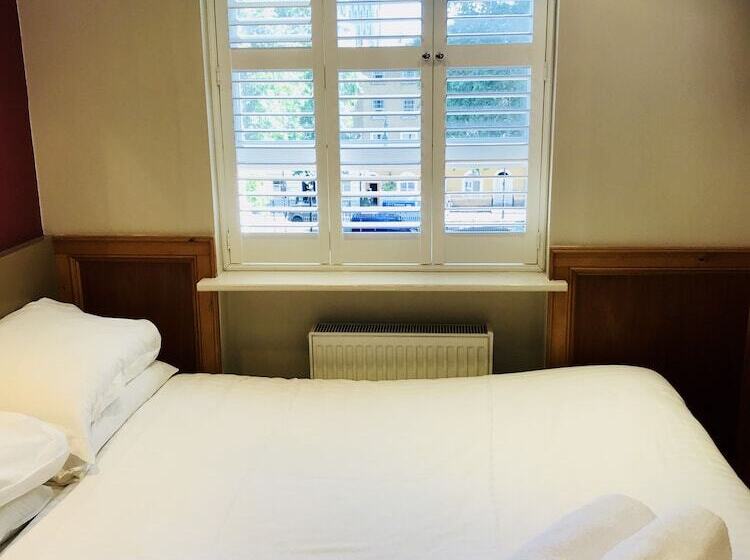 هتل The Excelsior