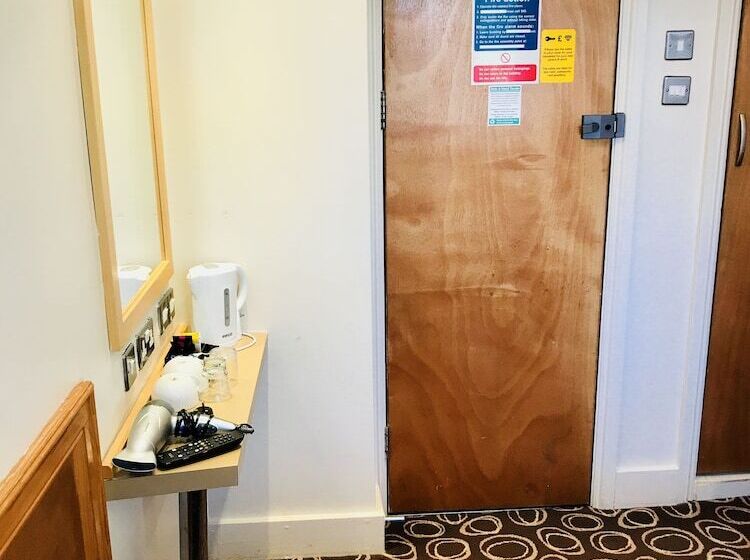 هتل The Excelsior