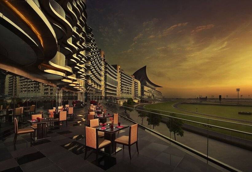 ホテル The Meydan  Dubai