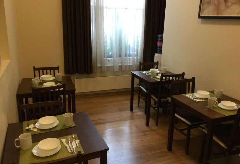 Fotos del hotel The Royale Chulan Hyde Park:  10