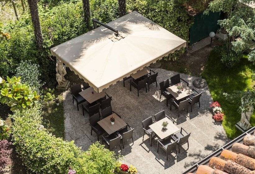 هتل Villa Delle Palme