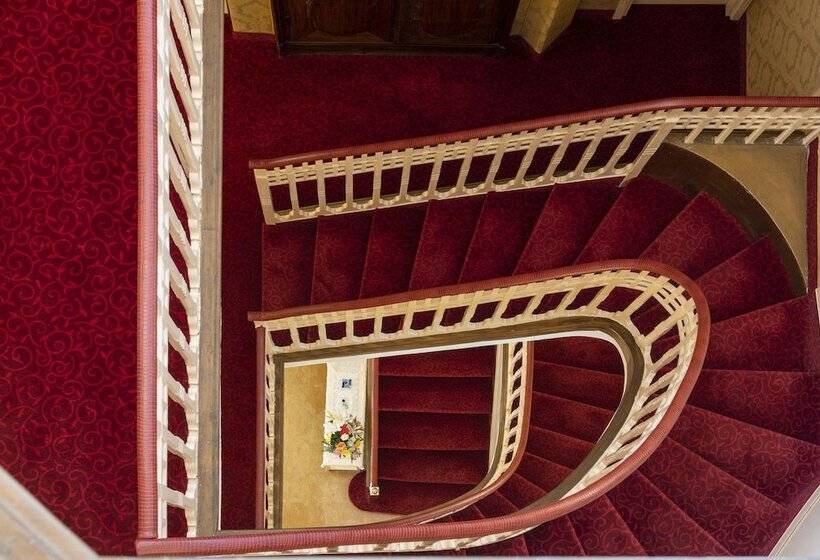 هتل Villa Delle Palme