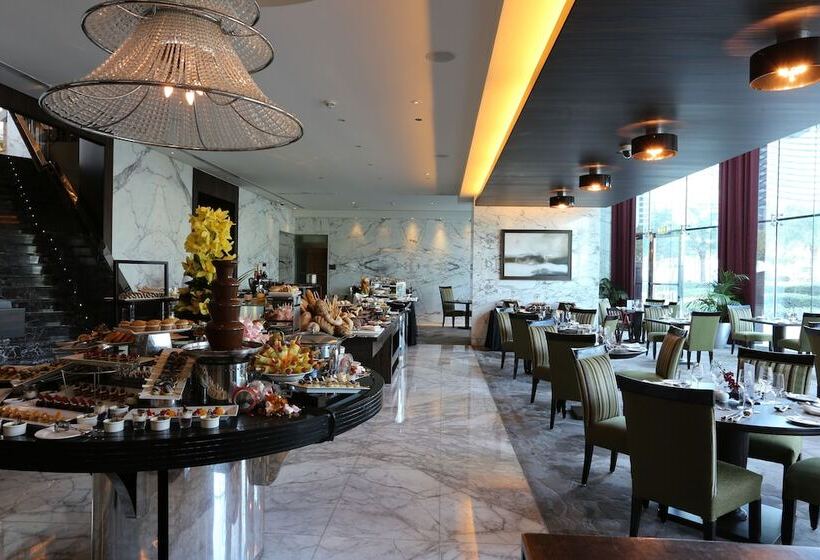 Fotos del hotel Bonnington Jumeirah Lakes Towers:  4