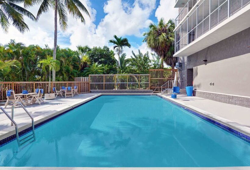 Motel 6 Cutler Bay, Fl