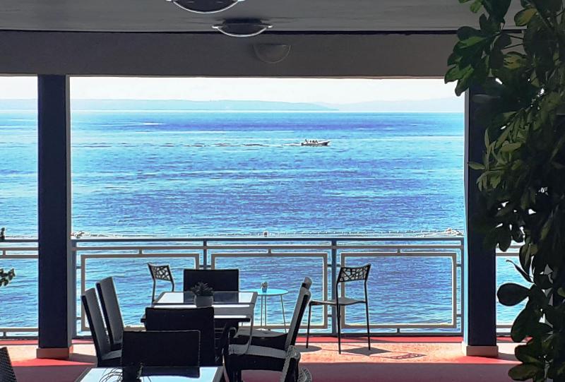 پانسیون Beachfront Apartmants Zanic