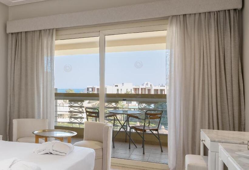 استراحتگاه Sindbad Club